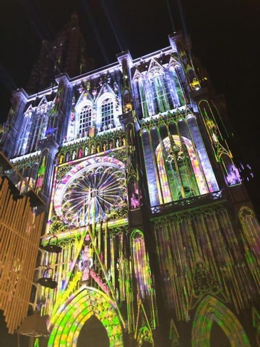 Appartement Charme Vintage Proche De La Cathedrale Le Rainbow à Strasbourg Extérieur photo